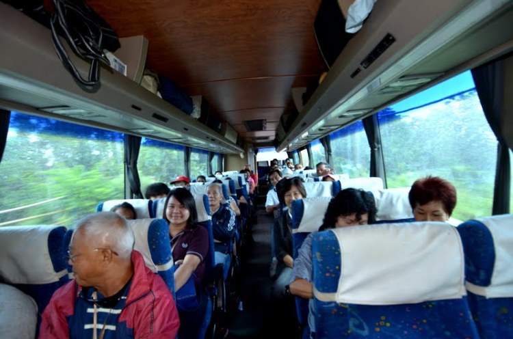 A rainy start with a fasttrack driver who sent at least two to face the plastic bag mouth opened